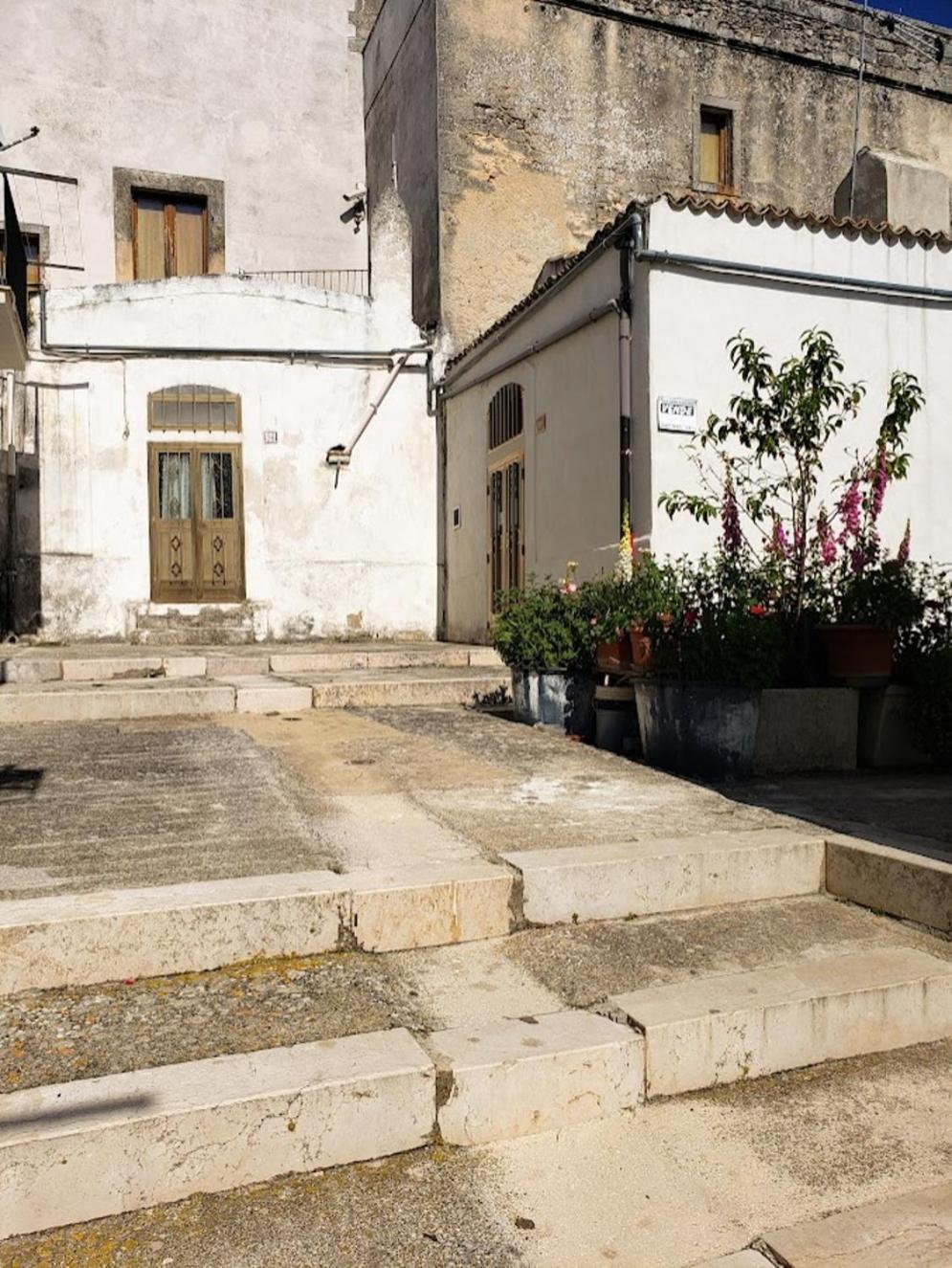 Casa Rione Medievale Villa Monte SantʼAngelo Kültér fotó